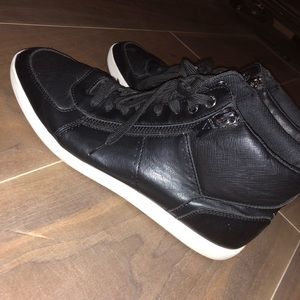 Guess Zipper High Top Black Shoes